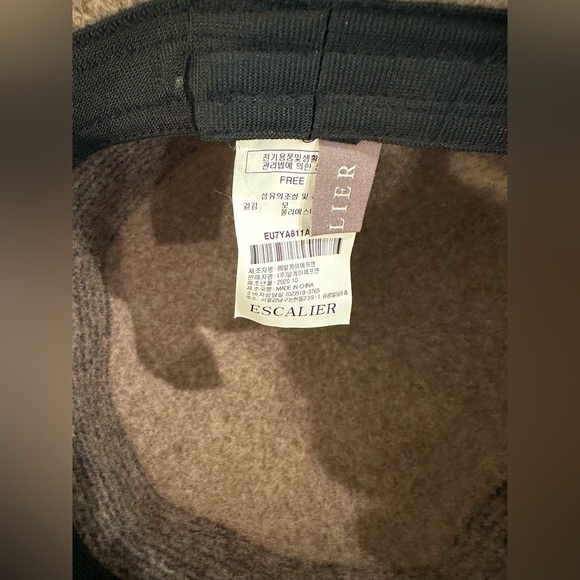 Escalier Wool Bucket Hat - Picture 3 of 3